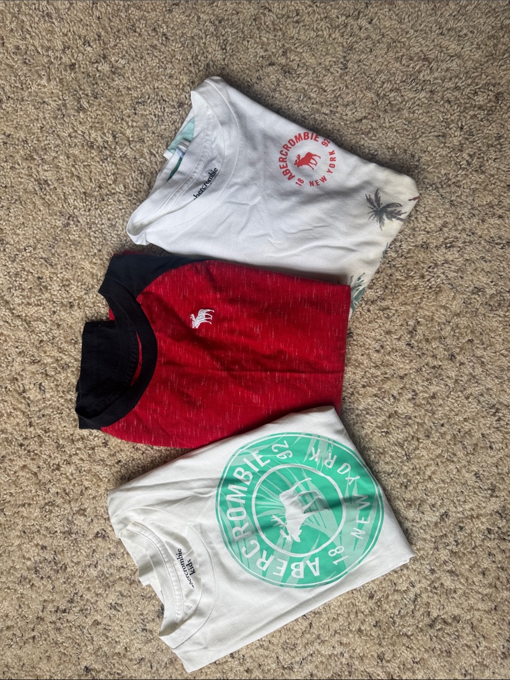 Abercrombie Kids 11/12 Tees - White / Red